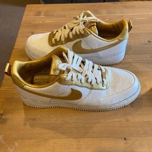 Air Force 1 Low Supreme I/O Tz "Gold Medal" Jordan